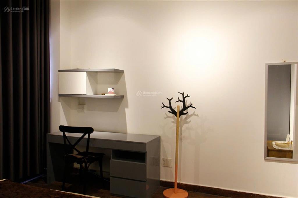 Cho thuê studio full nt nằm ngay trung tâm q4, chỉ 5p qua q1,7,8 gần trung tâm thương mại,nhà hàng