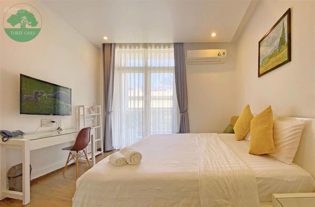 Cho thuê chdv nằm ngay trung tâm quận 4, máy giặt riêng, full nt, thuận tiện qua quận 1, quận 7