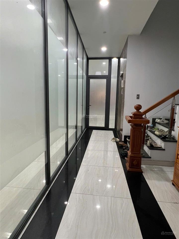 Duy nhất căn 9x20m 7 tầng mặt tiền nguyễn thị nhung khu đô thị vạn phúc rẻ hơn 10 tỷ
