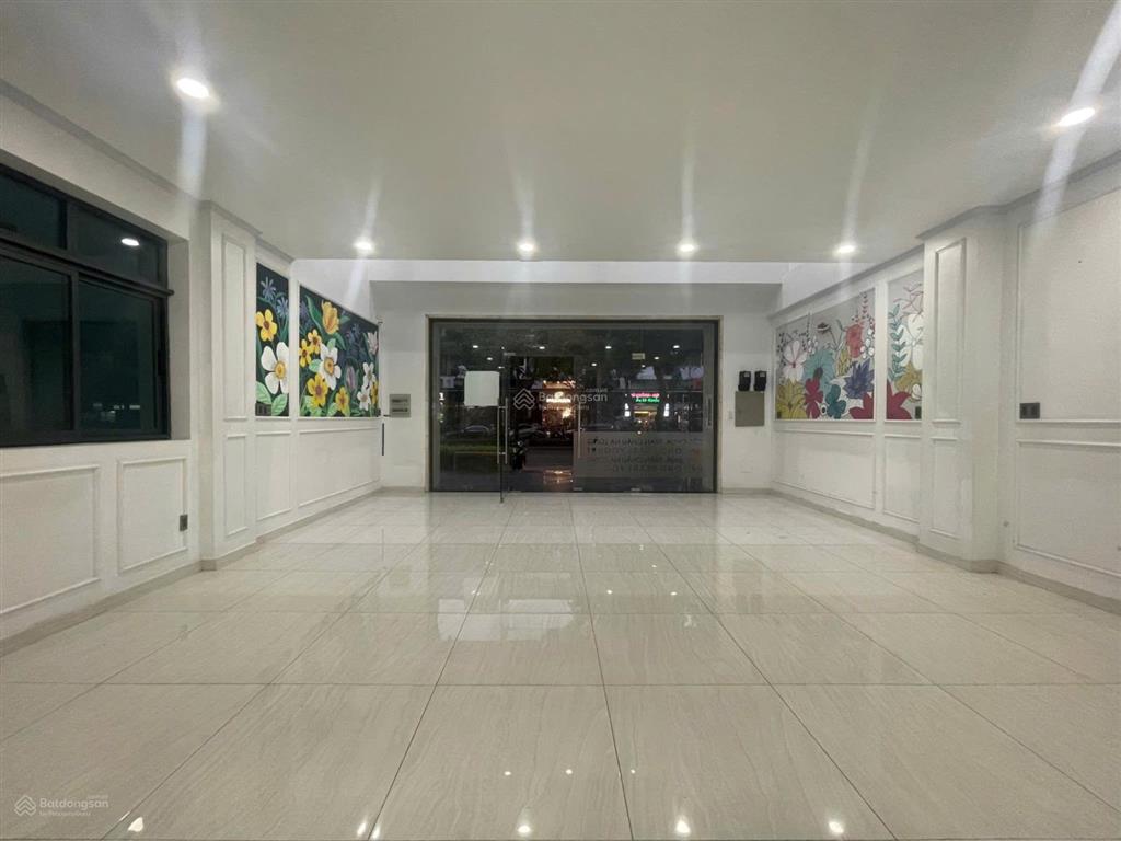 Duy nhất căn 9x20m 7 tầng mặt tiền nguyễn thị nhung khu đô thị vạn phúc rẻ hơn 10 tỷ