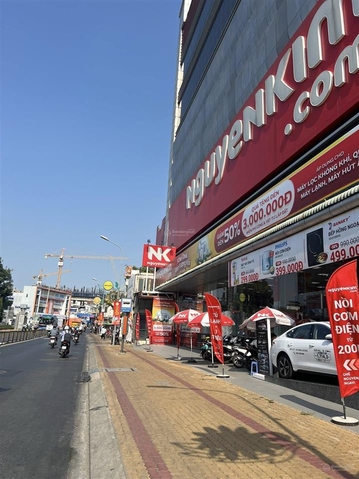 Bán nhà 214m2 mặt tiền đường võ văn ngân trung tâm, kinh doanh sầm uất nhất thủ đức