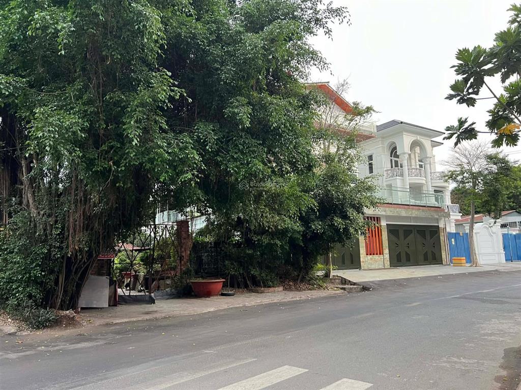 Cực hiếm!duy nhất lô góc biệt thự 164m2 mặt tiền đường số 10 20m ven sông hiệp bình chánh, thủ đức