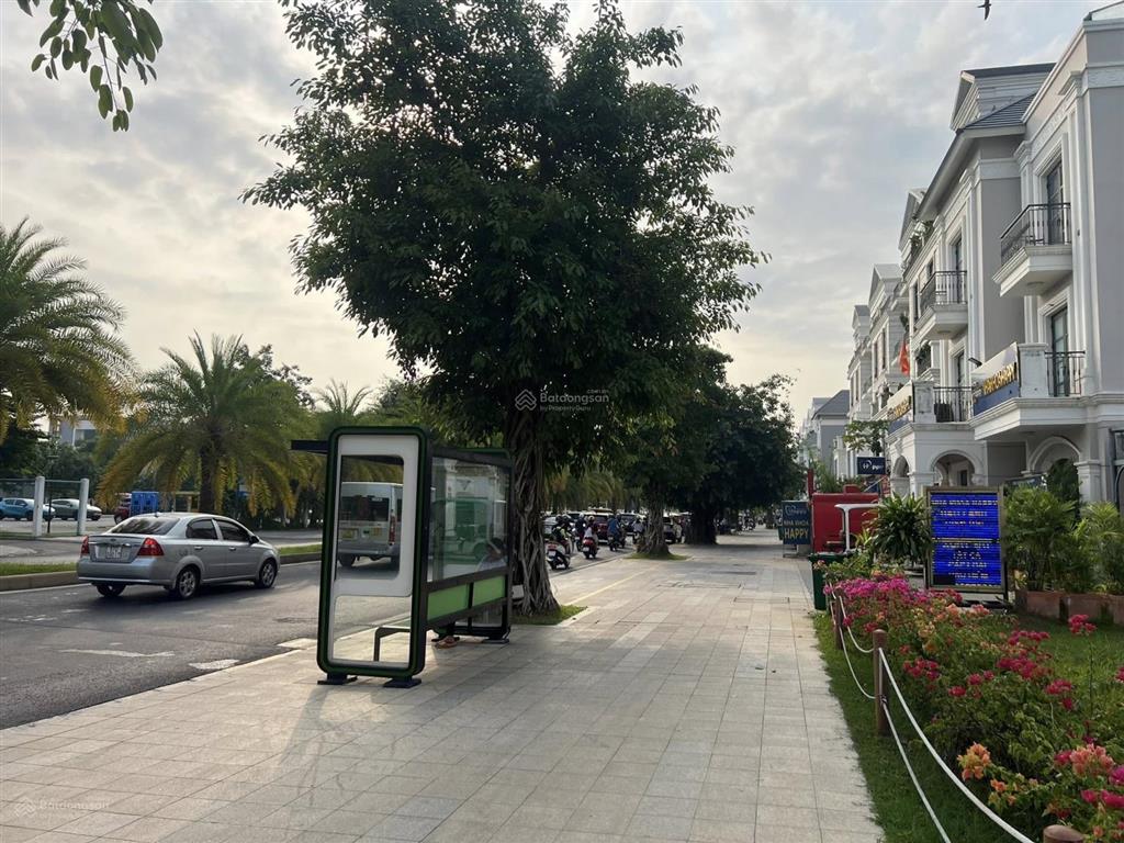 Biệt thự boutique villas 200m2 mặt phố kinh doanh đắt giá nhất nhì vinhomes grand park