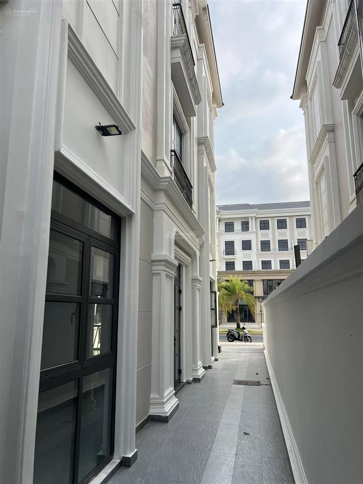 Biệt thự boutique villas 200m2 mặt phố kinh doanh đắt giá nhất nhì vinhomes grand park