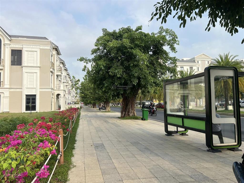 Biệt thự boutique villas 200m2 mặt phố kinh doanh đắt giá nhất nhì vinhomes grand park