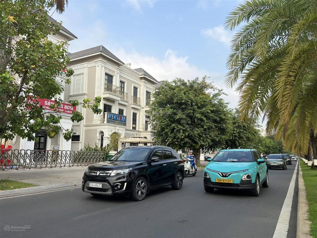 Biệt thự boutique villas 200m2 mặt phố kinh doanh đắt giá nhất nhì vinhomes grand park
