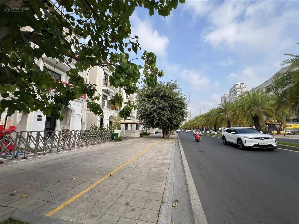 Biệt thự boutique villas 200m2 mặt phố kinh doanh đắt giá nhất nhì vinhomes grand park