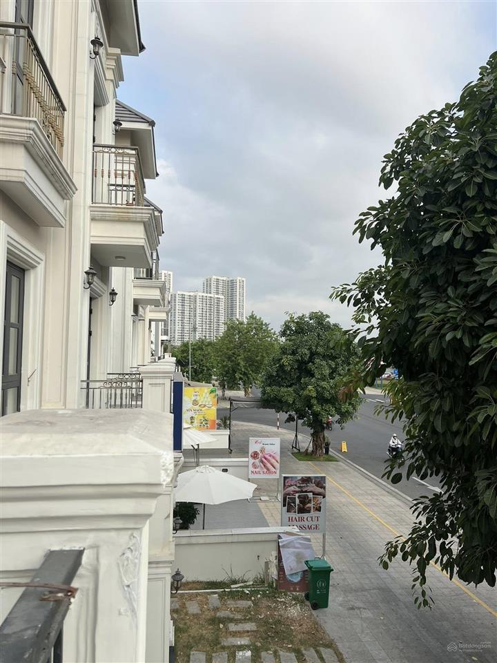 Biệt thự boutique villas 200m2 mặt phố kinh doanh đắt giá nhất nhì vinhomes grand park