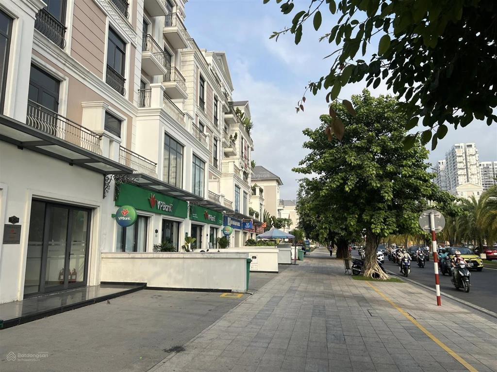Biệt thự boutique villas 200m2 mặt phố kinh doanh đắt giá nhất nhì vinhomes grand park