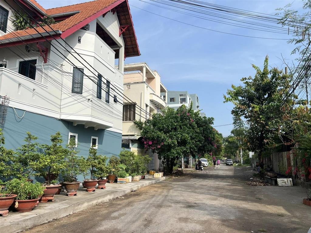 Lô đất 120m2 đối diện công viên, khu quy hoạch đẹp bên sông sài gòn phường hiệp bình chánh, thủ đức