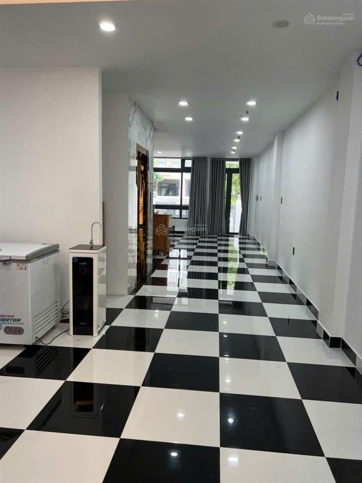 Bán nhà phố 5x23m hầm 4 tầng, hoàn thiện có thang máy, sẵn dòng tiền 40 triệu/tháng