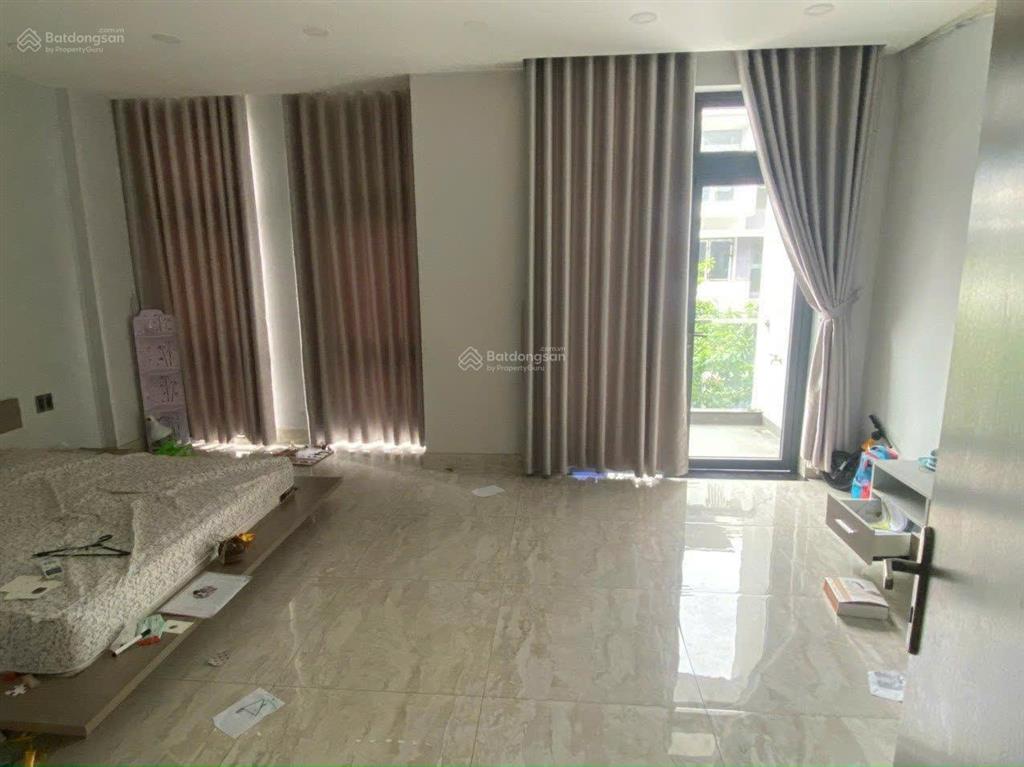 Bán nhà phố 5x23m hầm 4 tầng, hoàn thiện có thang máy, sẵn dòng tiền 40 triệu/tháng