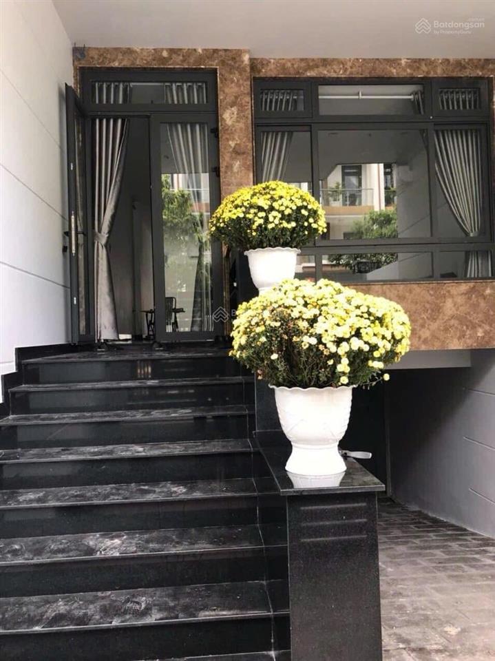 Bán nhà phố 5x23m hầm 4 tầng, hoàn thiện có thang máy, sẵn dòng tiền 40 triệu/tháng