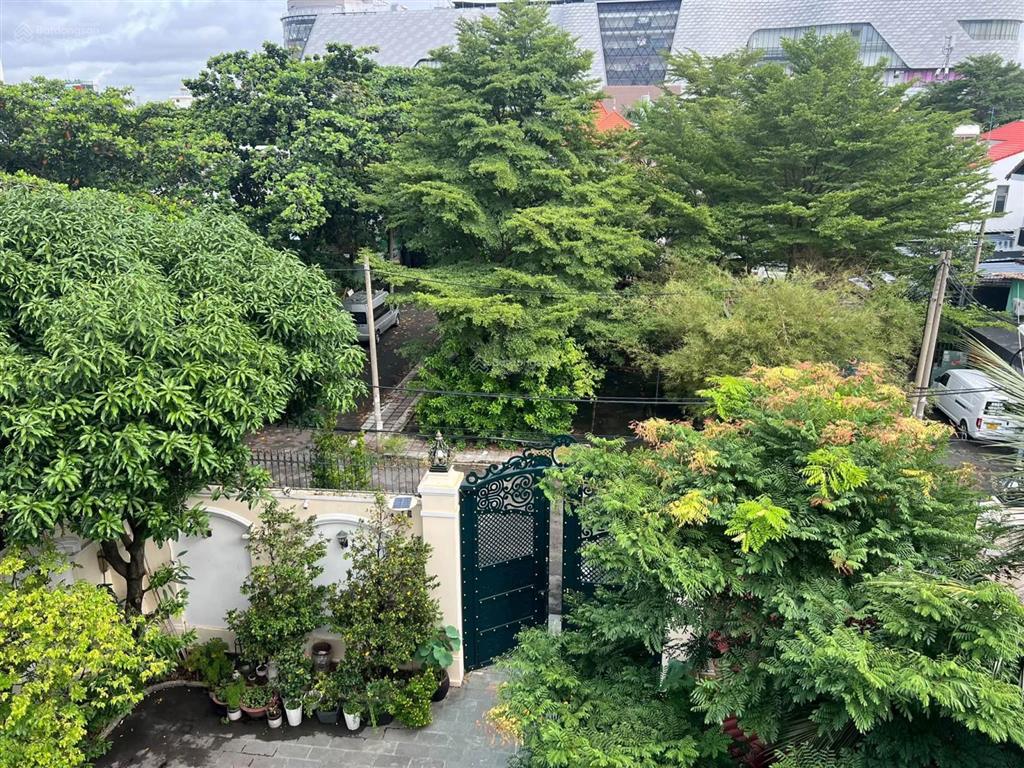 Giảm siêu mạnh 15 tỷ cho biệt thự sân vườn 510m2 bên sông sài gòn ở thủ đức