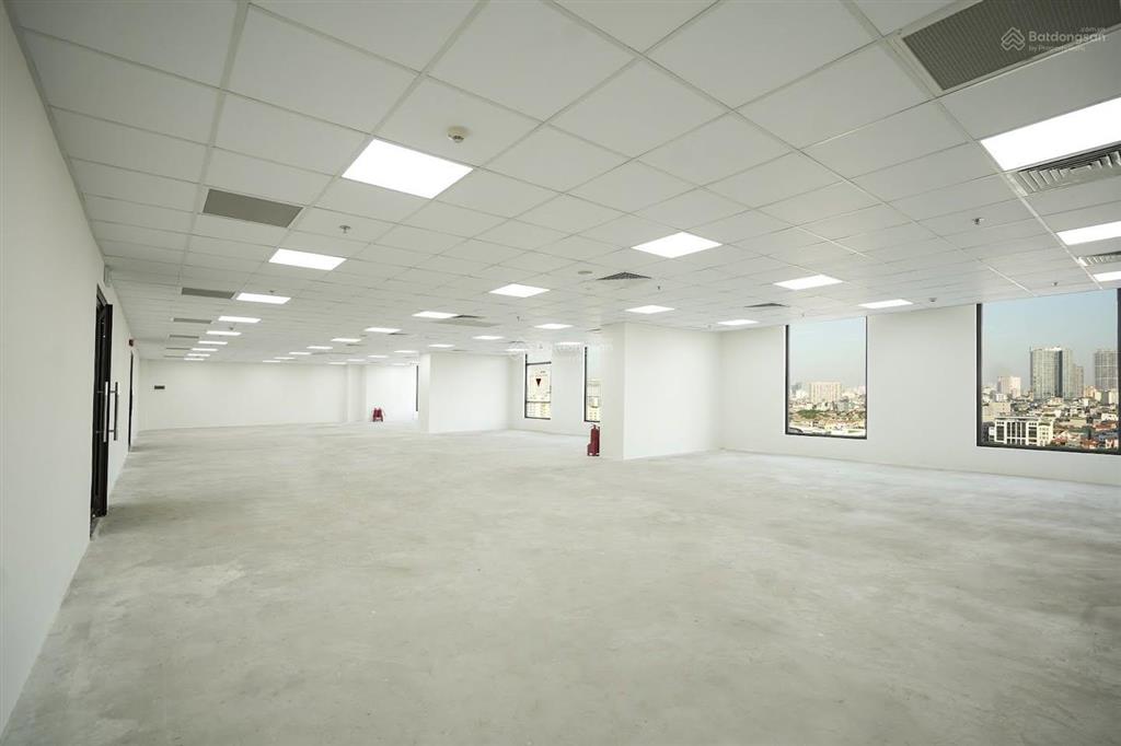 Chính chủ cho thuê văn phòng hạng a tầng 9 rox tower goldmark city giá từ 10$