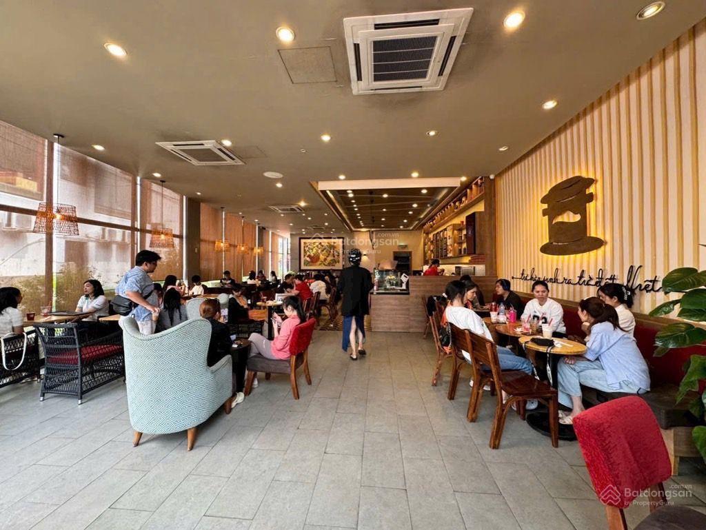 Lô góc 2 mặt tiền ngay trung tâm đỗ xuân hợp, vị trí vip kinh doanh đỉnh, thu nhập 120 triệu/th
