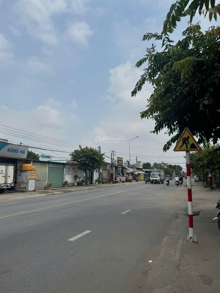 *** bán lô đất đẹp 2.600 m2 mặt tiền đường dt 743c, dĩ an, bình dưong, chỉ 60 tỷ