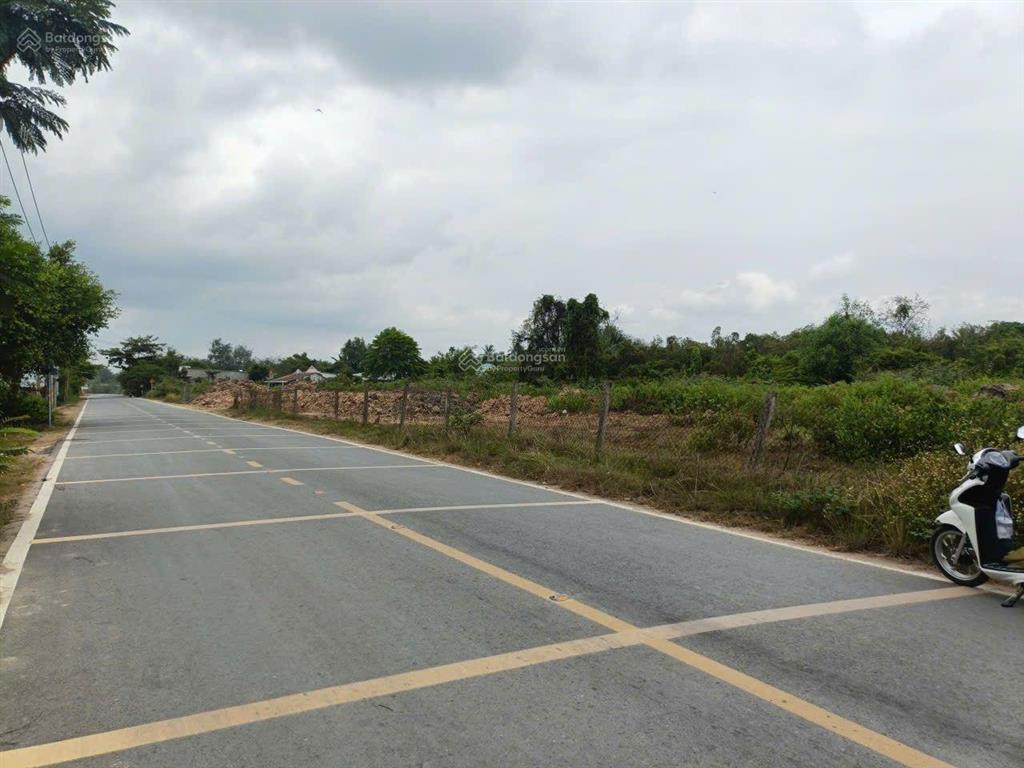 Bán đất mặt tiền đường long phước, 8000m2 (4 mặt tiền), phường long phước, quận 9 cũ