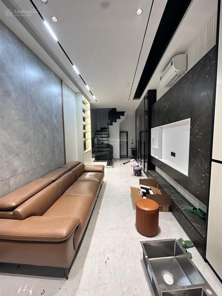 Bán nhà riêng tại nguyễn văn cừ, long biên, hà nội, 9,35 tỷ, 30m2