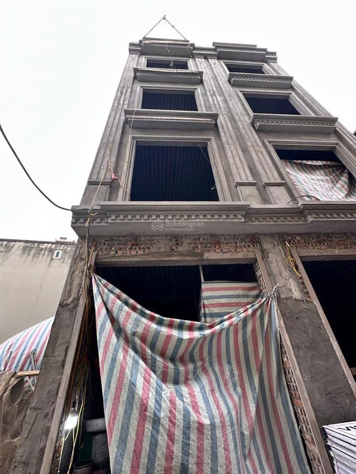 Bán gấp nhà riêng 40m2, giá ưu đãi 8,5 tỷ tại nguyễn văn linh, p long biên, q. long biên, hà nội