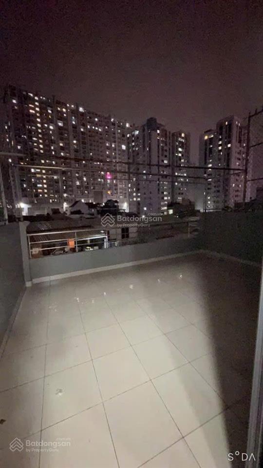 Mình bán nhà đẹp, giá rẻ, đường ô tô, âu cơ, q. tân phú, chỉ 7.3 tỷ alo mình nhé