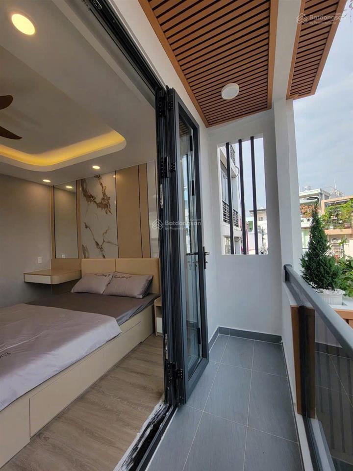 Hiếm, mình bán nhà đẹp,rẻ. đường ôtô phan đăng lưu, q. phú nhuận, chỉ 9.9 tỷ alo nhân 0966 481 ***