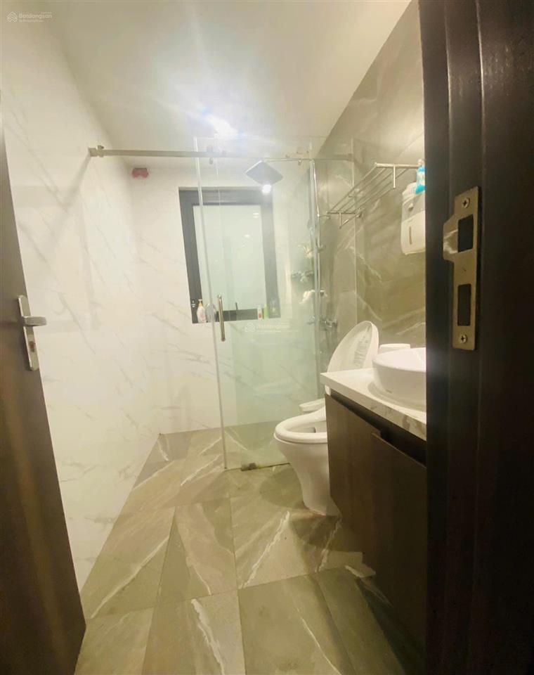 Bán nhà phố nguỵ như kon tum! ô tô tránh vỉa hè, thang máy, full nội thất, kinh doanh đỉnh. 70m*6t