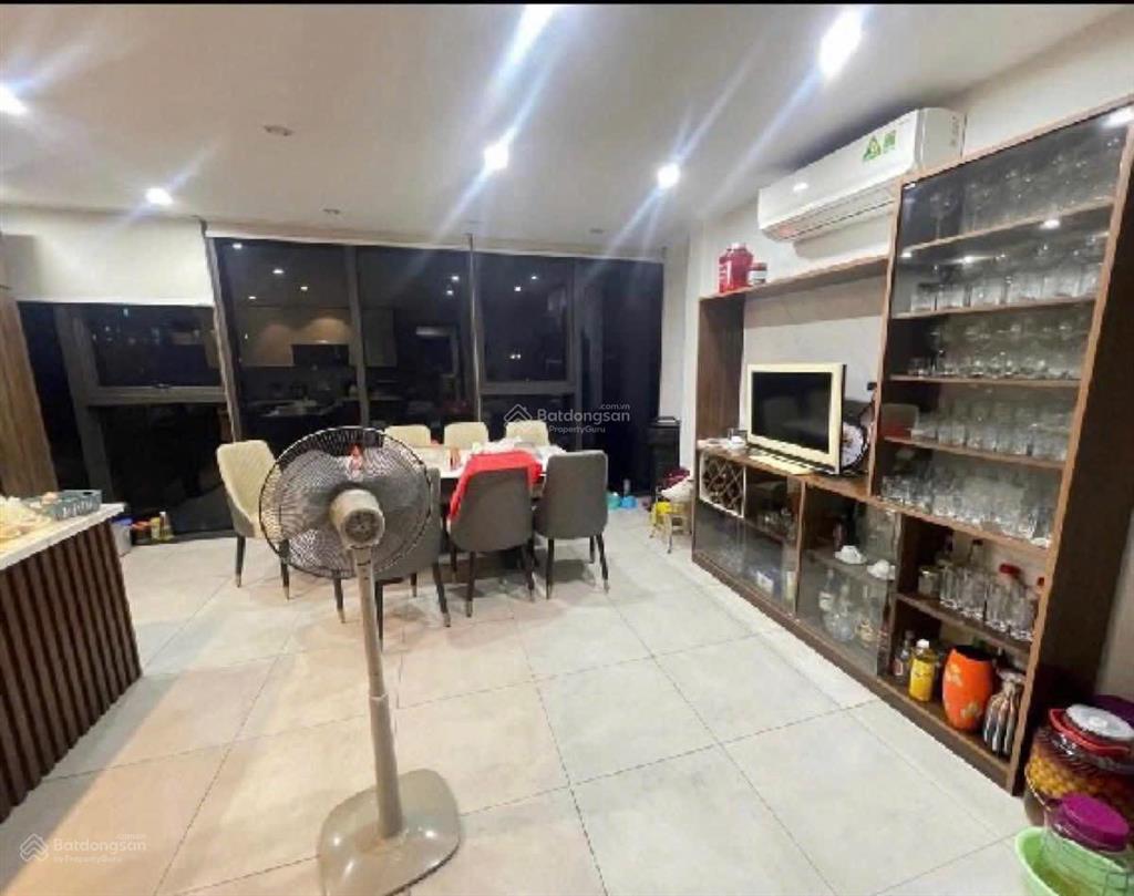 Bán nhà phố nguỵ như kon tum! ô tô tránh vỉa hè, thang máy, full nội thất, kinh doanh đỉnh. 70m*6t