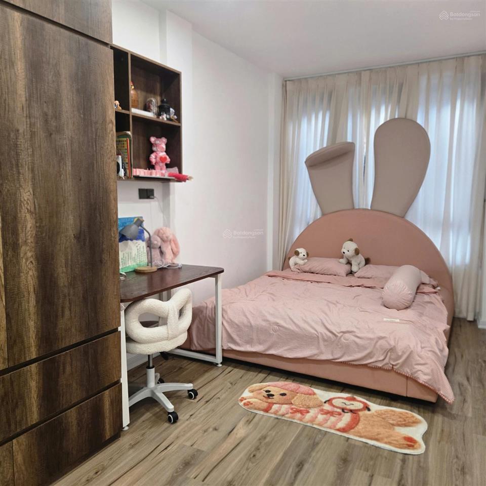 Bán nhà nguyễn đình thi tây hồ 30m, 6 tầng thang máy view hồ cực vip 12tỷ