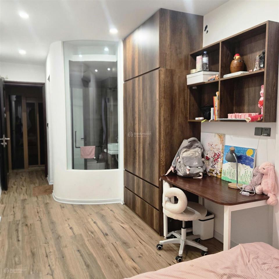 Bán nhà nguyễn đình thi tây hồ 30m, 6 tầng thang máy view hồ cực vip 12tỷ