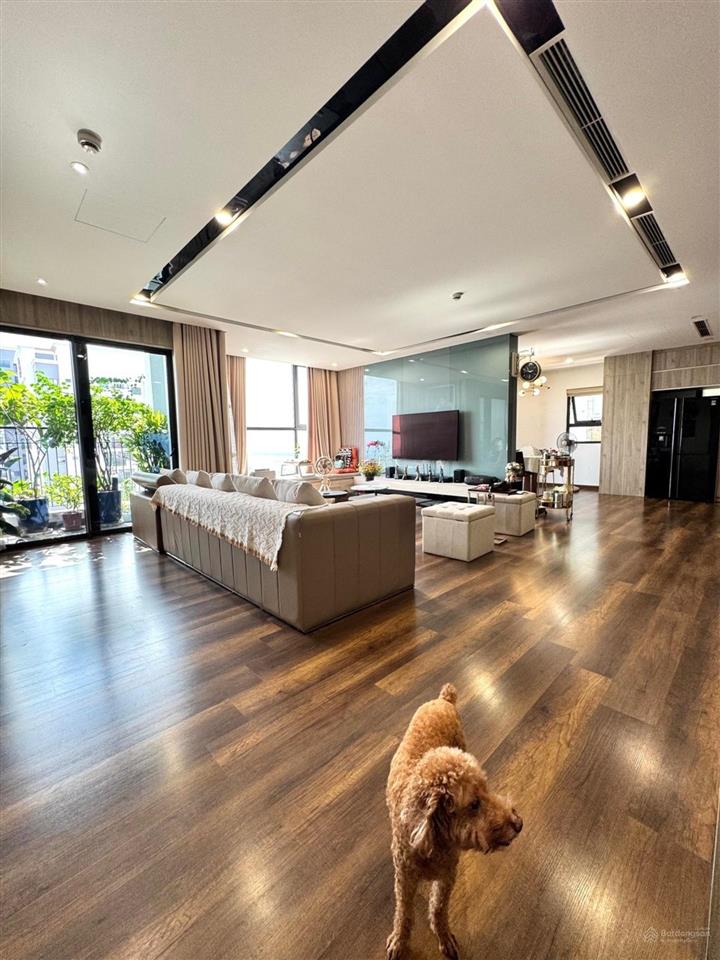 Bán căn hộ 4pn 3wc chung cư sunshine riverside, 191m2, full nội thất xịn, giá siêu hời 20,5 tỷ