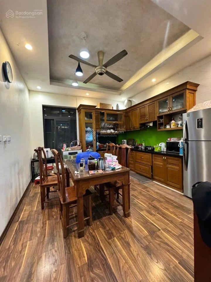 Bán nhà phố nhật chiêu  trung tâm tây hồ  58m, 5 tầng  10m ra hồ tây  20.9 tỷ