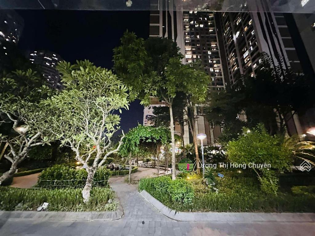 Bán căn hộ tầng cao tòa b  ecolife tây hồ 95m 2 pn (có thể cải tạo 3pn) full nội thất  10,2 tỷ