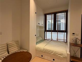 Bán tòa chdv lạc long quân hồ tây  50m * 7 tầng thang máy  ô tô đỗ cửa  dòng tiền khủng  19.8t