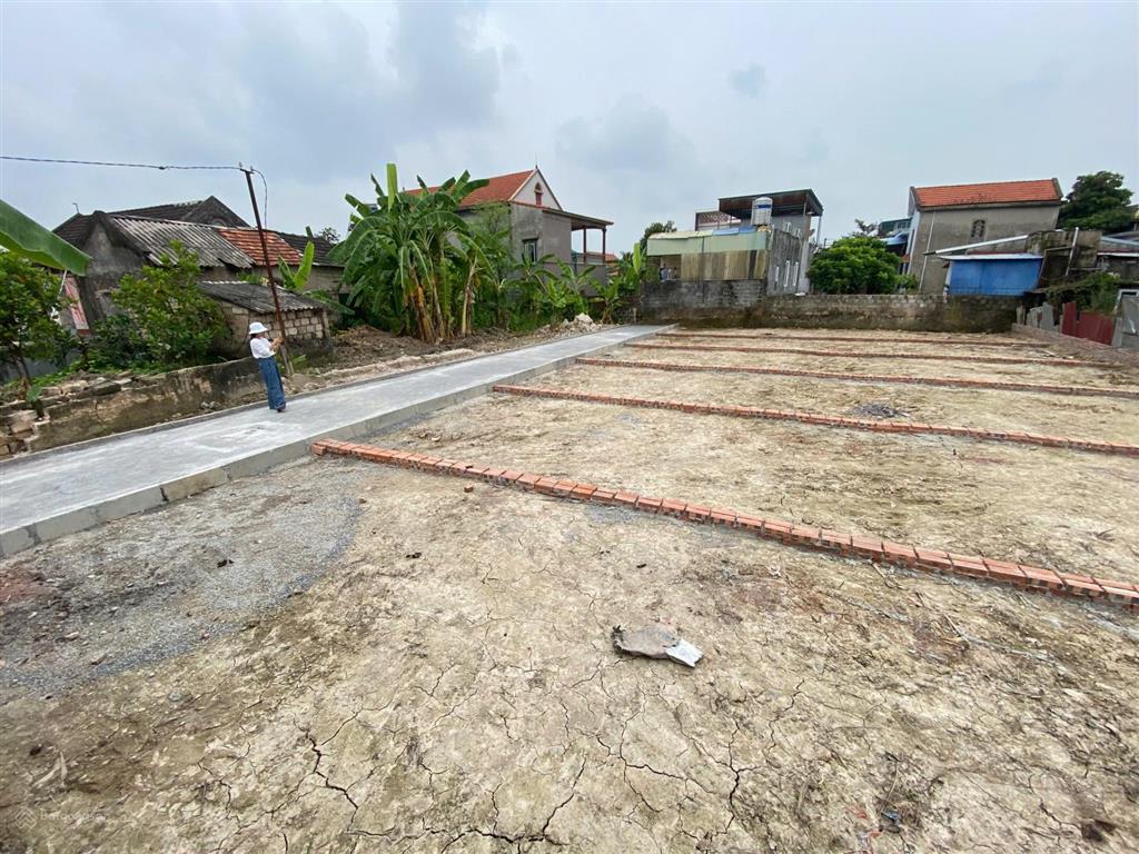 Đất ở đô thị mà rẻ hơn đất nông thôn. chỉ từ hơn 400tr  cách đường liên phường chỉ 50m