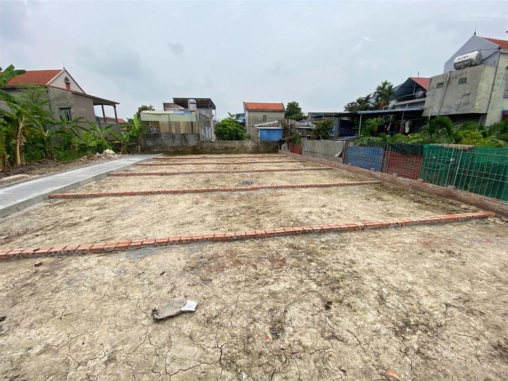 Đất ở đô thị mà rẻ hơn đất nông thôn. chỉ từ hơn 400tr  cách đường liên phường chỉ 50m