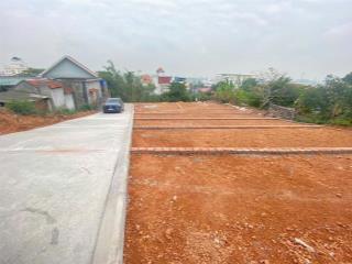 Ngay sau nhà mặt đường ql10 đông sơn nay là phường lưu kiếm, thủy nguyên