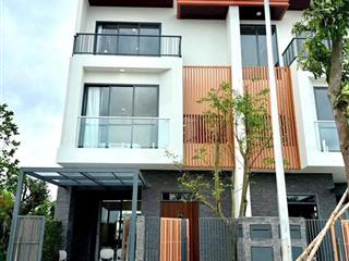 Nhà phố la home mặt tiền lương hòa
sát bình chánh chỉ 15% sở hữu ngay căn nhà đường lương hoa bc