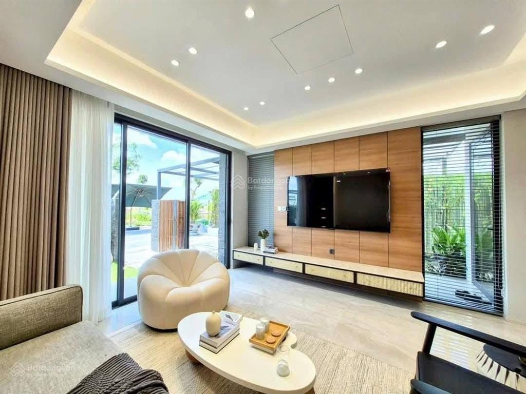 Nhà phố la home mặt tiền lương hòa
sát bình chánh chỉ 15% sở hữu ngay căn nhà đường lương hoa bc