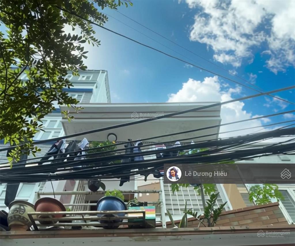 Bán nhà tôn đản 30m2. mặt tiền 3.6m. không quy hoạch. tiện kinh doanh. đang cho thuê 8tr/tháng