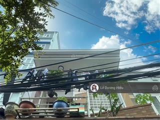 Bán nhà tôn đản 30m2. mặt tiền 3.6m. không quy hoạch. tiện kinh doanh. đang cho thuê 8tr/tháng