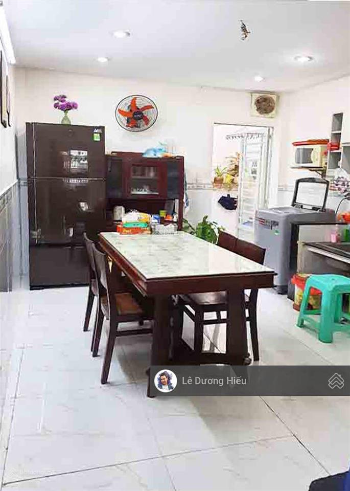 Bán nhà đoàn văn bơ. diện tích 60m2 quận 4. ngang 3.3m (nở hậu) hẻm an ninh. hoàn công đủ. không qh