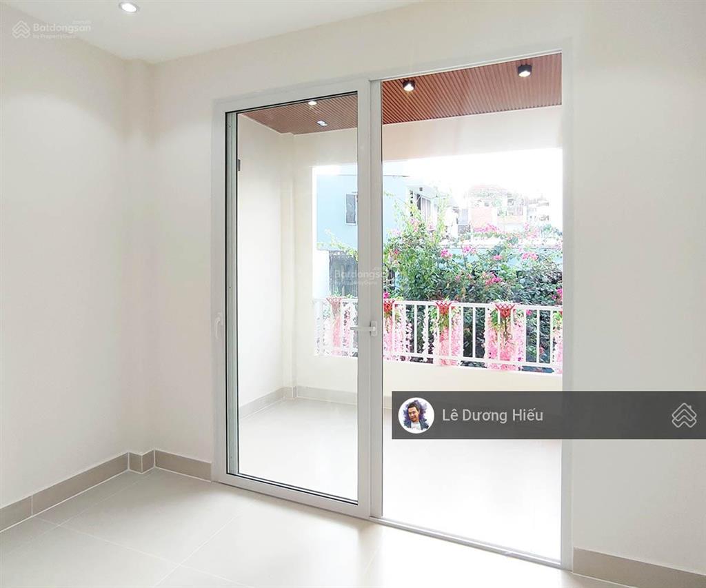 Bán nhà 55m2. mặt tiền 4m. không quy hoạch. 2 tầng đẹp mới như video. cách quận 1 tầm 2.5km