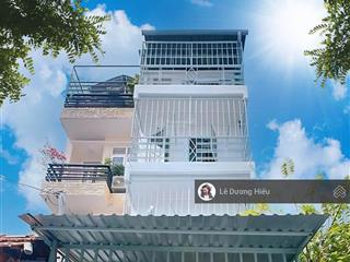 Bán căn hộ dịch vụ quận 4. 89m2. 3 tầng. 20 phòng. hiệu suất đầu tư khủng. hẻm thông 3m