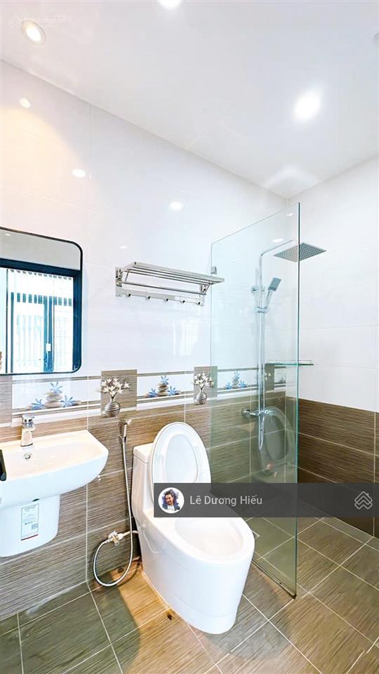 Căn hộ dịch vụ 4 tầng. 27tr/tháng. ngang 6,2 m. hẻm 3m, hoàn công đủ. không quy hoạch. nhà mới 2024