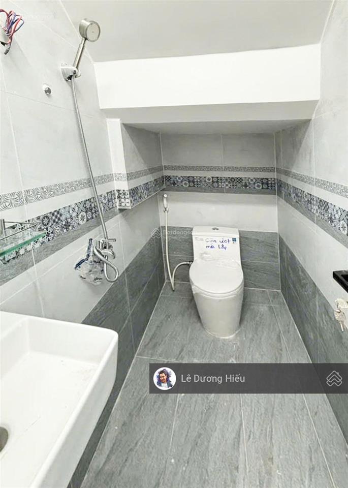 Bán nhà 38m2, 3.8x10m. nhà mới 2 tầng. sát hẻm xe hơi 30m. khu yên tĩnh. không quy hoạch