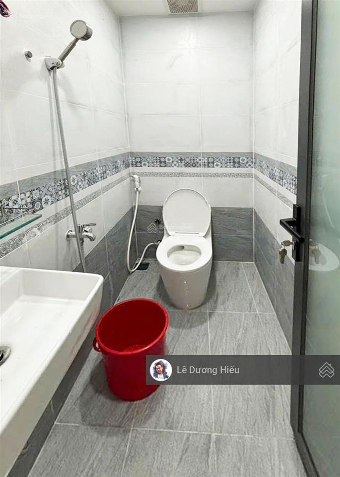 Bán nhà 38m2, 3.8x10m. nhà mới 2 tầng. sát hẻm xe hơi 30m. khu yên tĩnh. không quy hoạch
