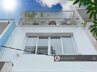 Bán nhà gần 40m². 4 tầng. hẻm 4m. không quy hoạch. 3 phòng ngủ. ngang khủng 3.6m. sát q1
