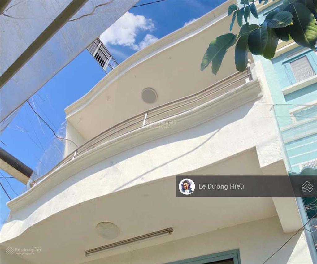 Bán nhà cũ 2 tầng. 21m2. hẻm 2.6m. 50m ra mặt đường 30m. không quy hoạch. xây tối đa 4 tầng