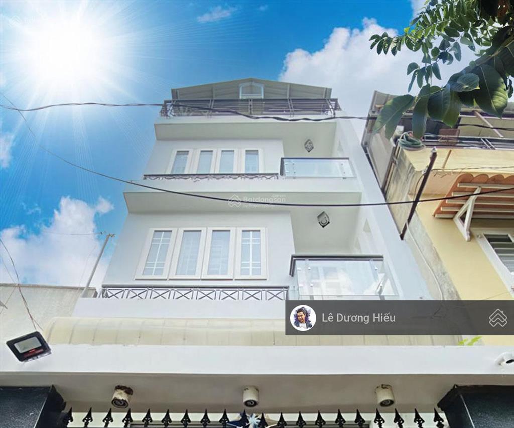 Nhà trần văn khánh. hẻm 3m. sát đường. 45m2. 3 tầng xây 2015. khu dân cư hiện hữu. cách q1 chỉ 3km